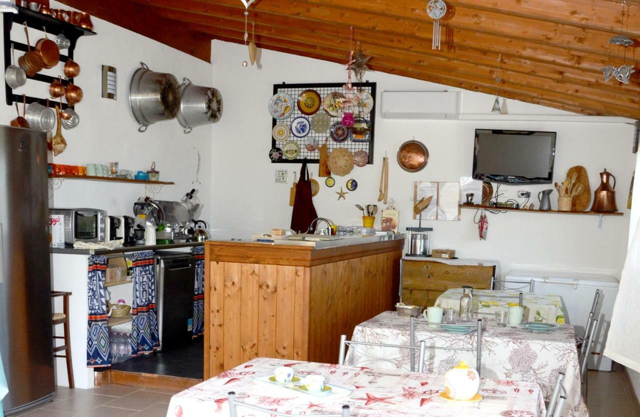 B&B Il Mirto Di Paola Torpè Dış mekan fotoğraf